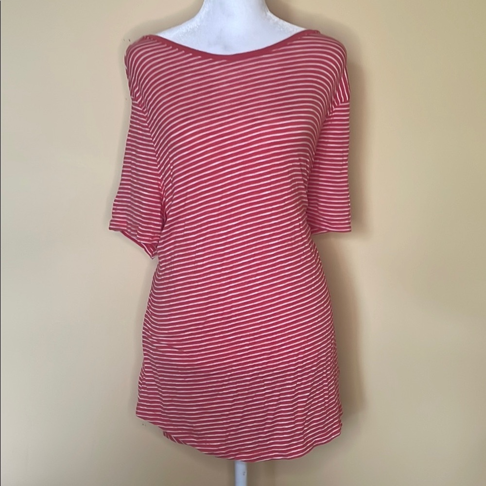 Red and White Short Sleeve Tee